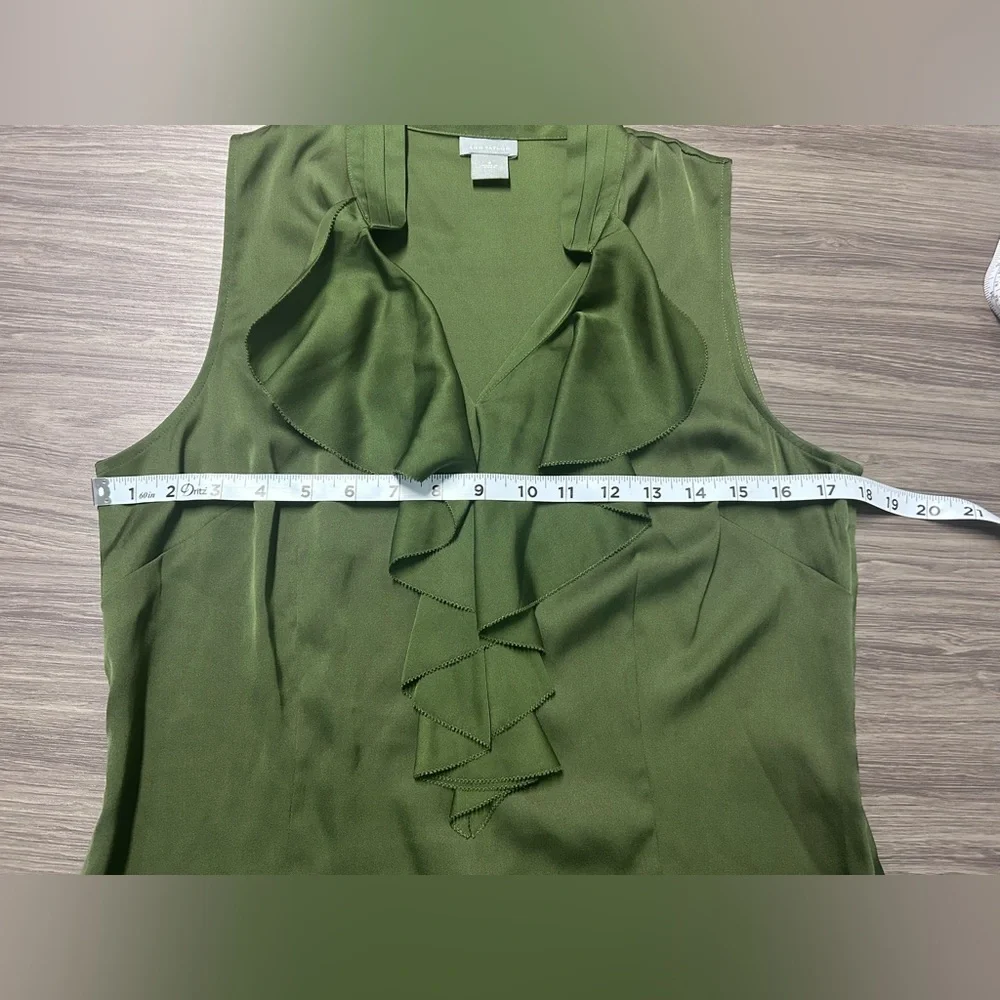 Ann Taylor Silk Sleeveless Blouse Size 8 Green - Picture 5 of 6